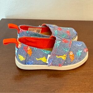 TOMS LIKE NEW Toddler Dinosaur Slip On Alpargatas - Size 6